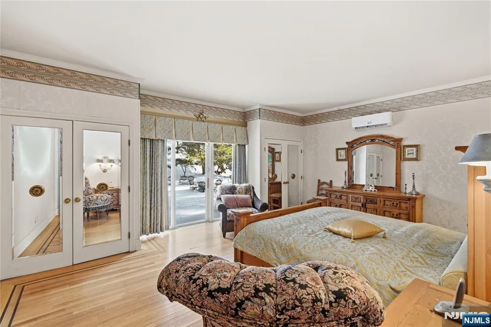 12 E Saddle River Road Saddle River, NJ 07458