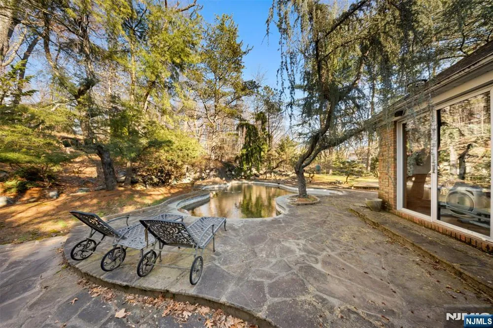 12 E Saddle River Road Saddle River, NJ 07458