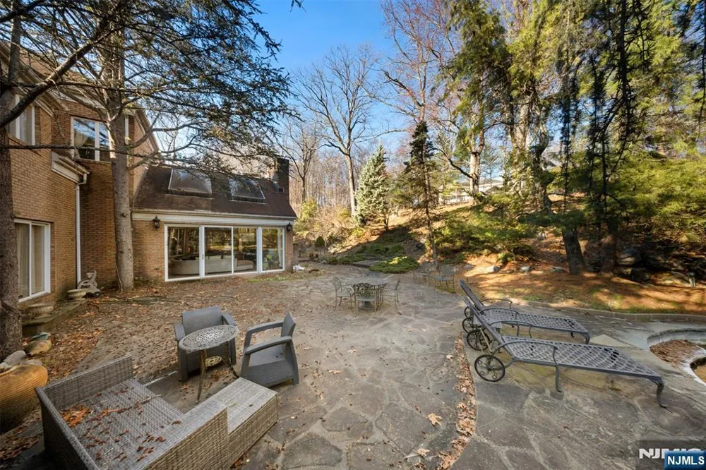 12 E Saddle River Road Saddle River, NJ 07458