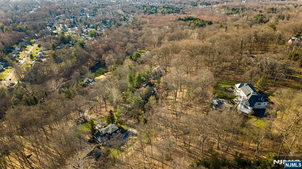 12 E Saddle River Road Saddle River, NJ 07458