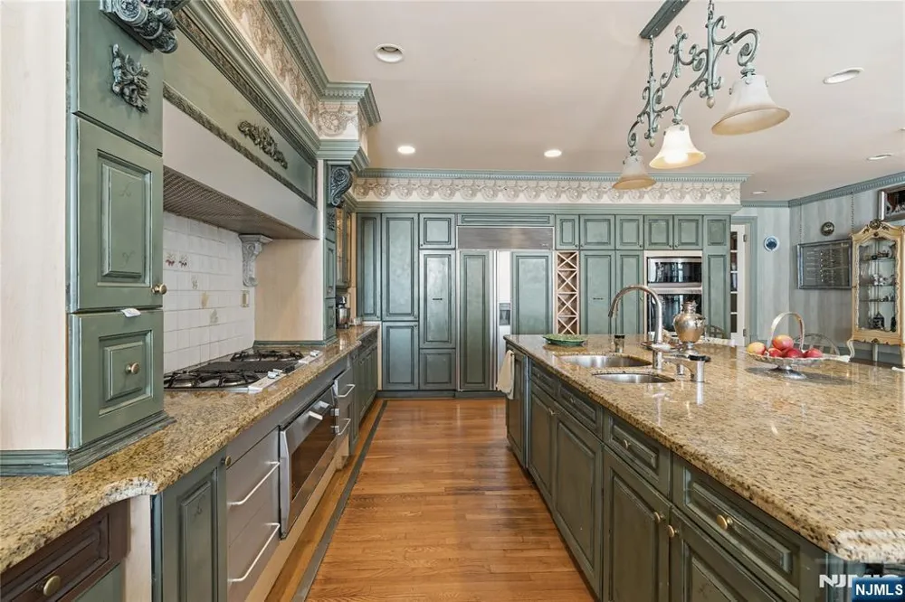 12 E Saddle River Road Saddle River, NJ 07458