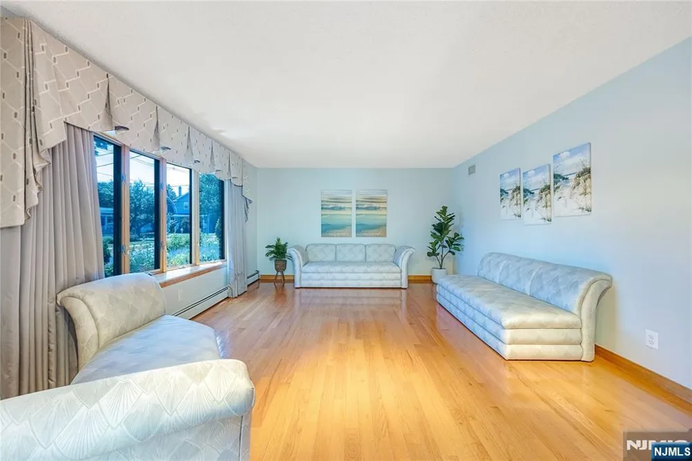141 Burton Avenue Hasbrouck Heights, NJ 07604