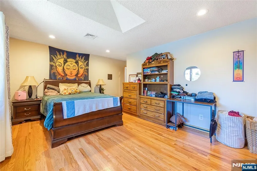 141 Burton Avenue Hasbrouck Heights, NJ 07604