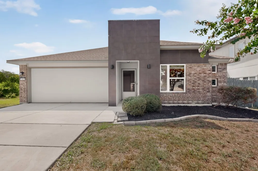 10029 Dalliance Lane Manor, TX 78653