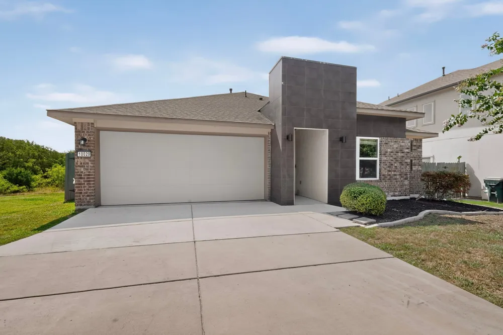 10029 Dalliance Lane Manor, TX 78653