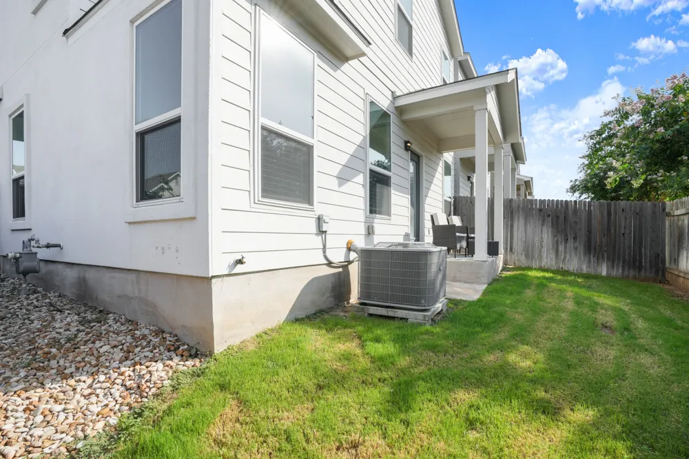5160 A W Grimes Boulevard #125 Round Rock, TX 78665
