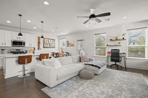 5160 A W Grimes Boulevard #125