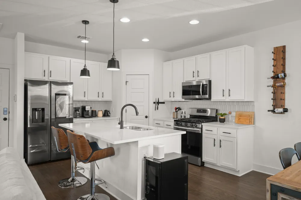 5160 A W Grimes Boulevard #125 Round Rock, TX 78665