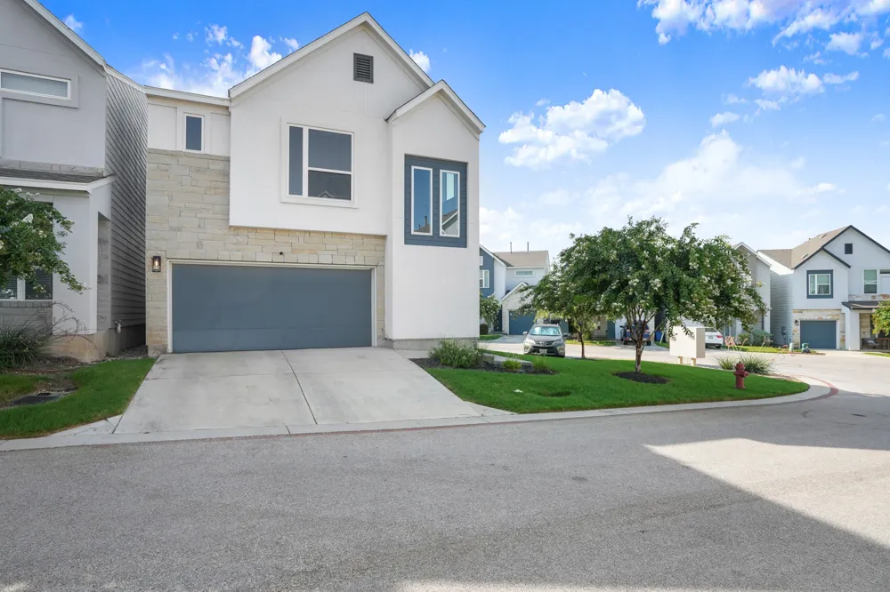 5160 A W Grimes Boulevard #125 Round Rock, TX 78665