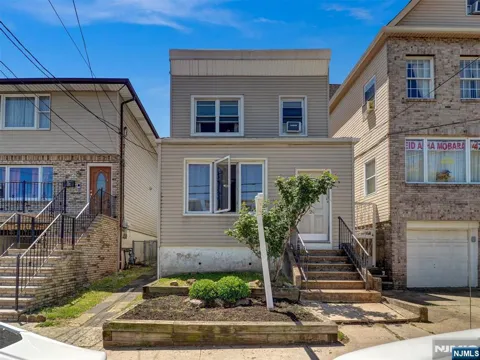 24 54th Street