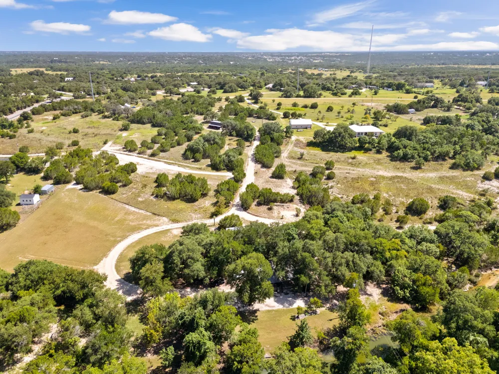 5775 County Road 200 Liberty Hill, TX 78642