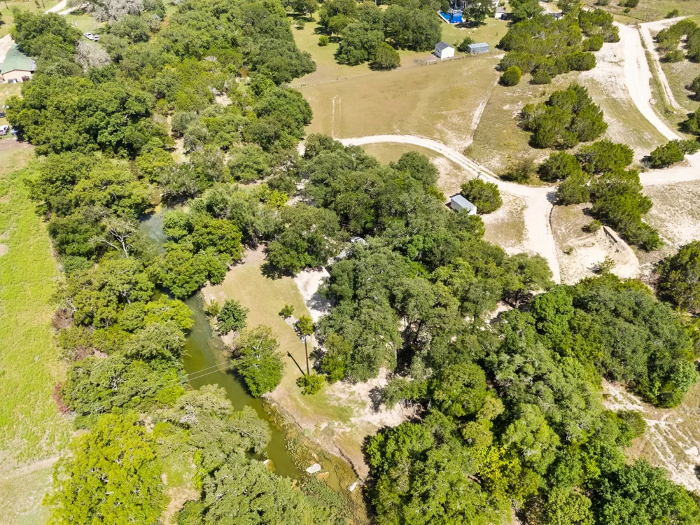 5775 County Road 200 Liberty Hill, TX 78642