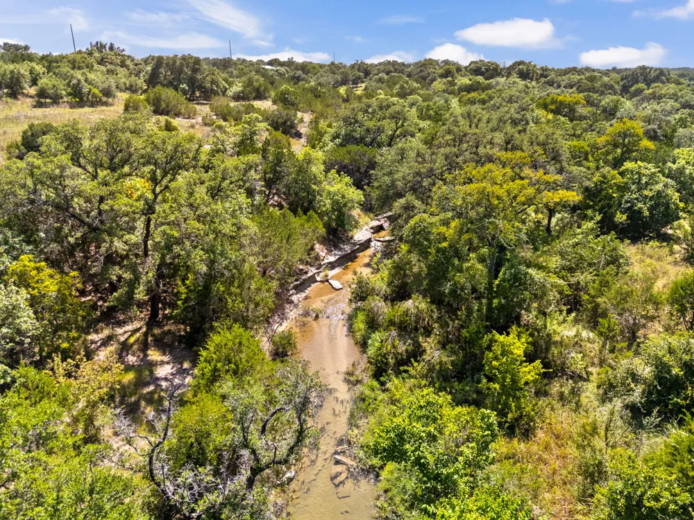 5775 County Road 200 Liberty Hill, TX 78642