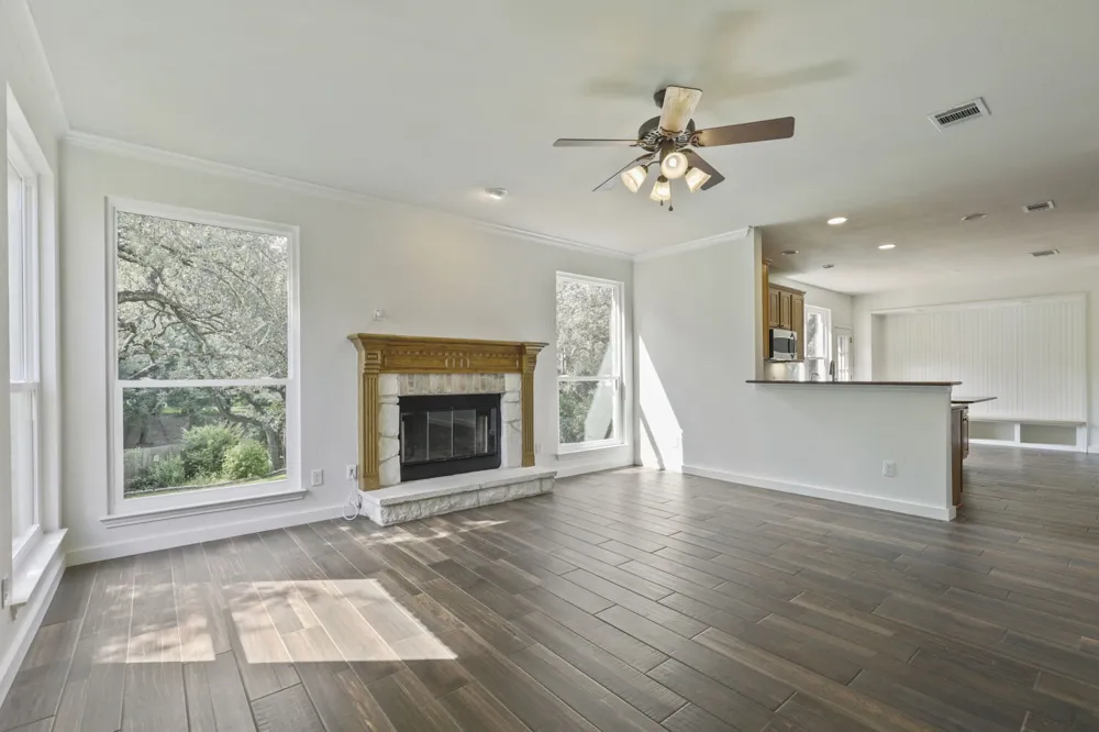 12052 Tulare Drive Austin, TX 78738