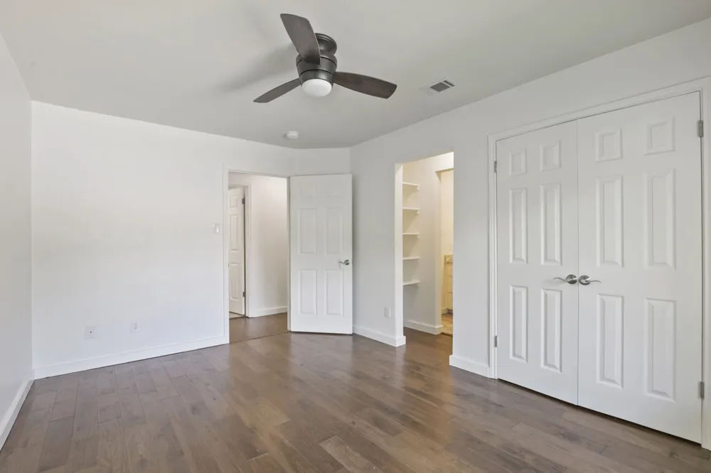 12052 Tulare Drive Austin, TX 78738
