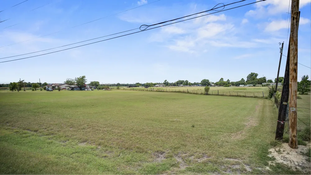 4980 County Road 406 Road Taylor, TX 76574
