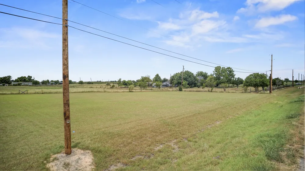 4980 County Road 406 Road Taylor, TX 76574