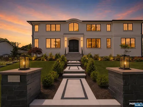14 Allison Drive