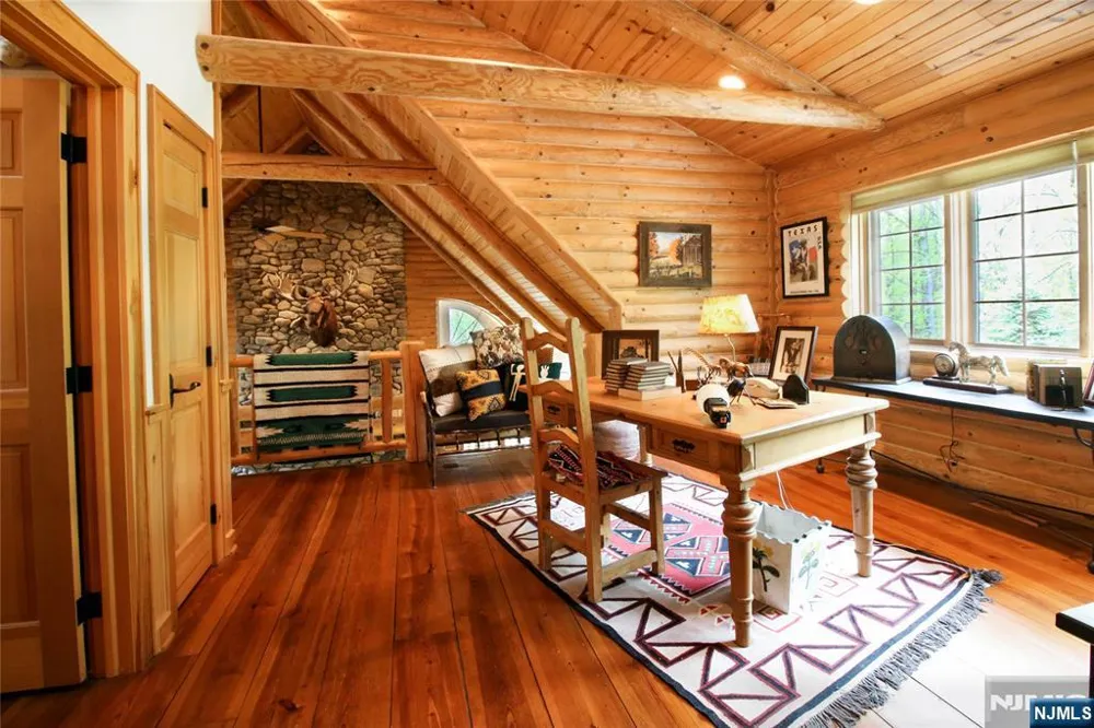 31 Kent Road Newton, NJ 07860