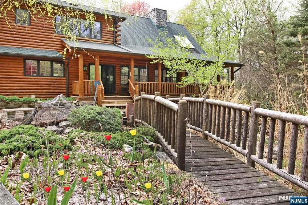 31 Kent Road Newton, NJ 07860