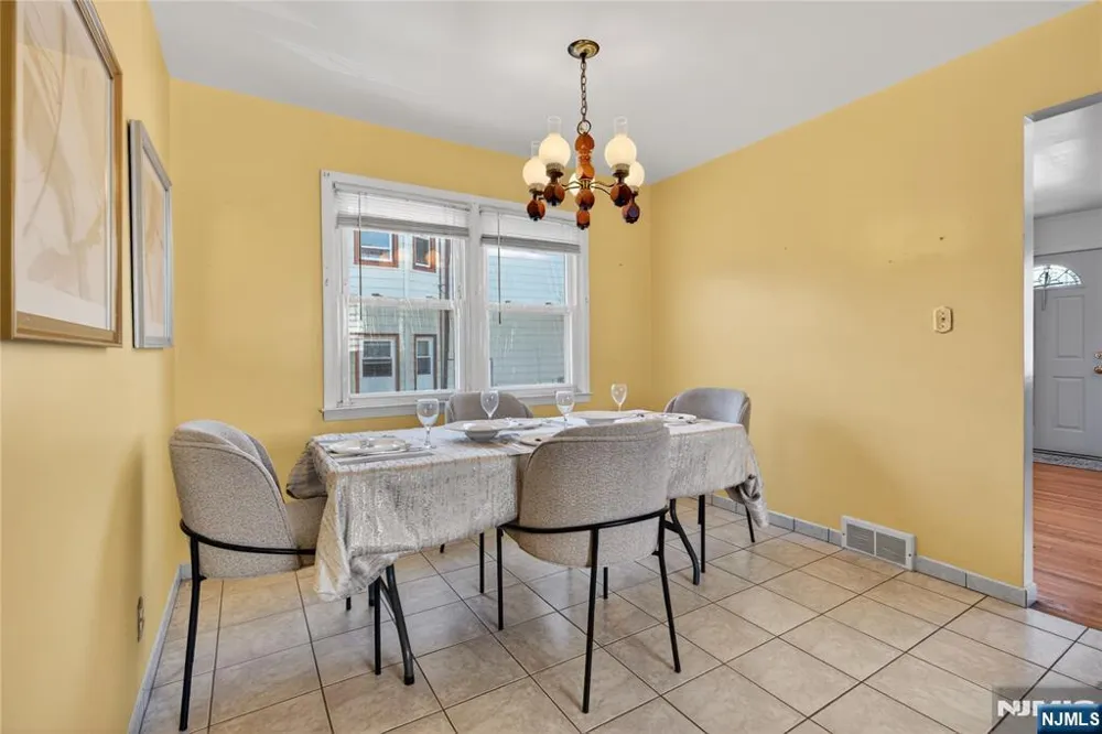 1089 23rd Street Paterson, NJ 07513