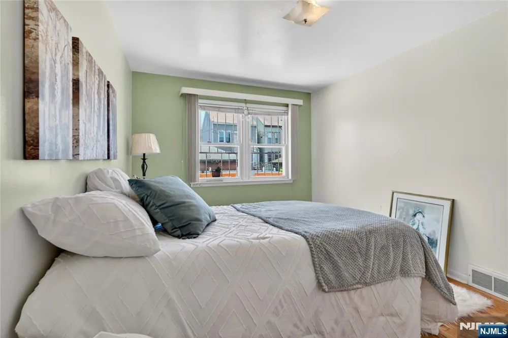 1089 23rd Street Paterson, NJ 07513
