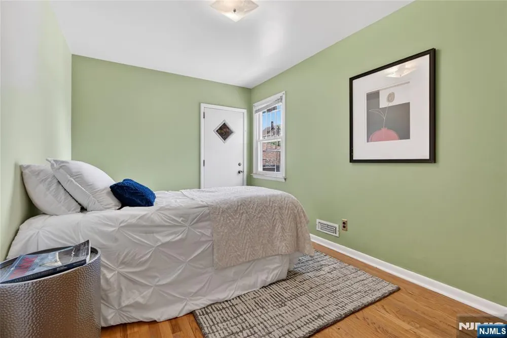 1089 23rd Street Paterson, NJ 07513
