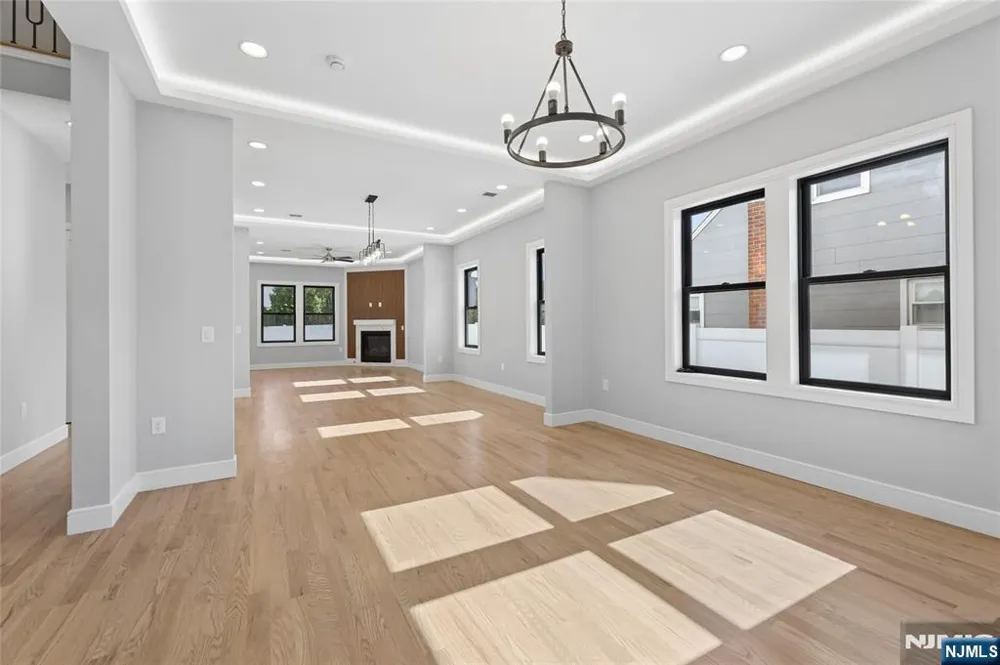 9 Cole Street Bergenfield, NJ 07621