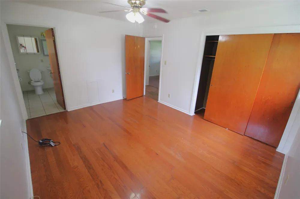741 W Bell Street Bartlett, TX 76511