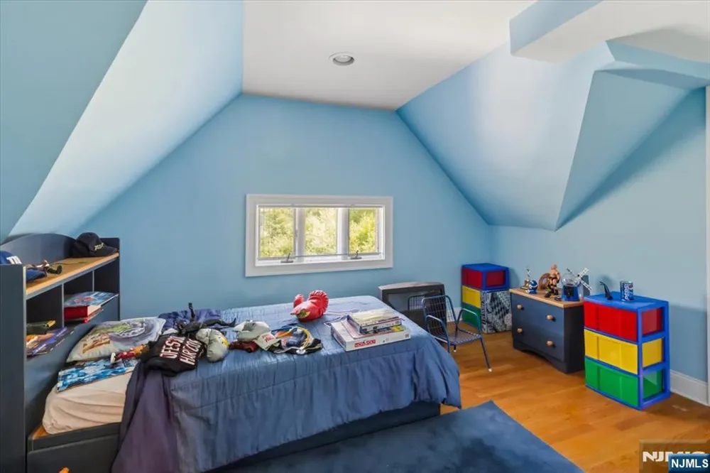 209 Maple Street Englewood, NJ 07631