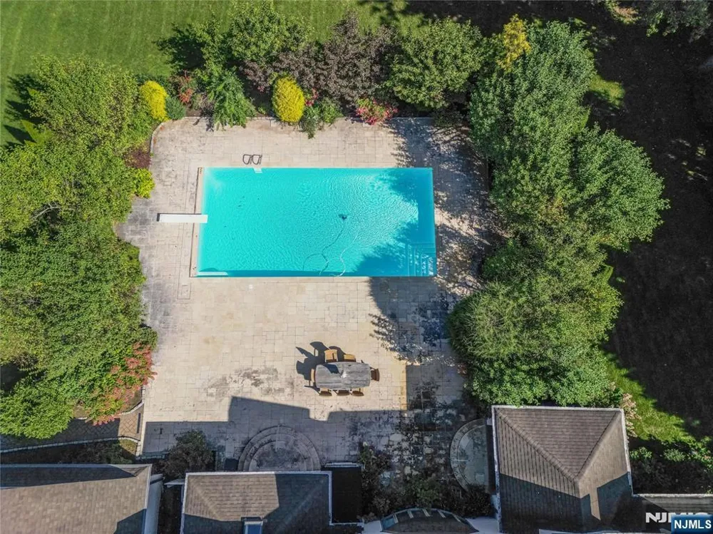 209 Maple Street Englewood, NJ 07631