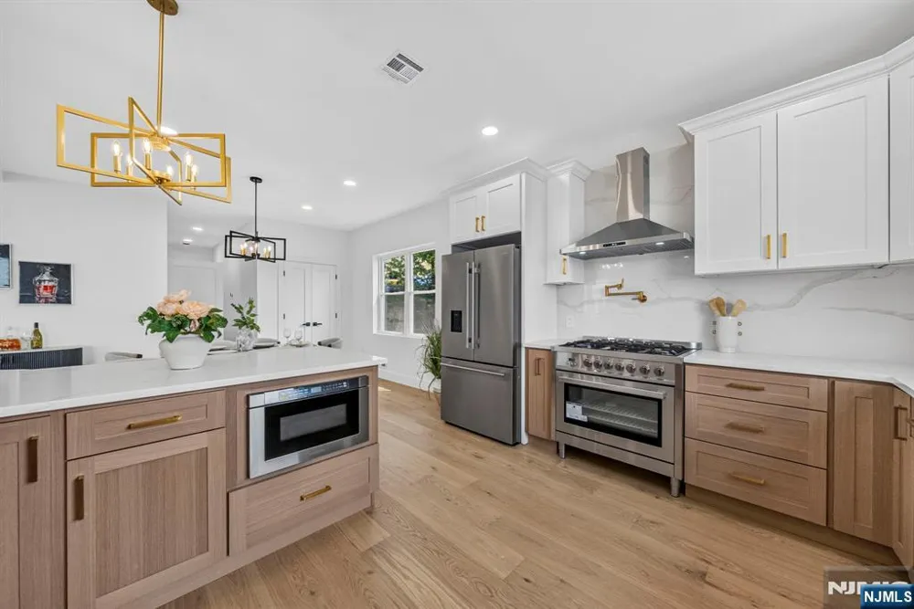 125 Cedarhurst Avenue Woodland Park, NJ 07410