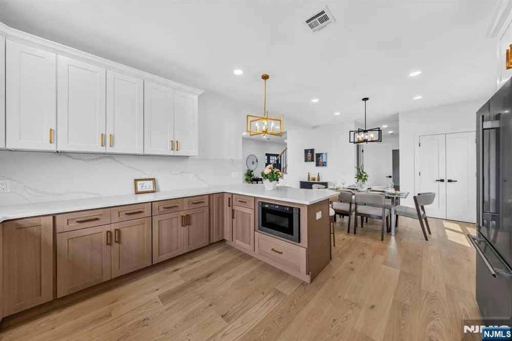 125 Cedarhurst Avenue Woodland Park, NJ 07410