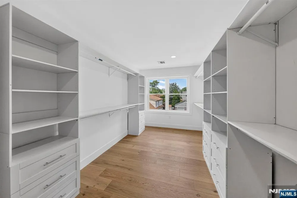125 Cedarhurst Avenue Woodland Park, NJ 07410
