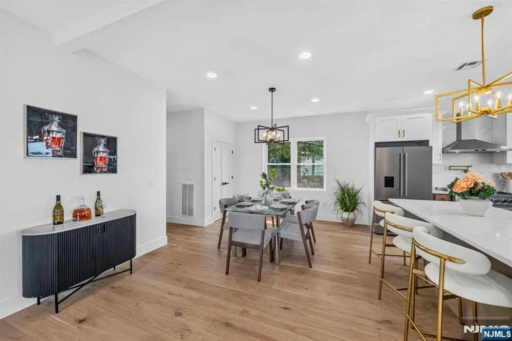 125 Cedarhurst Avenue Woodland Park, NJ 07410