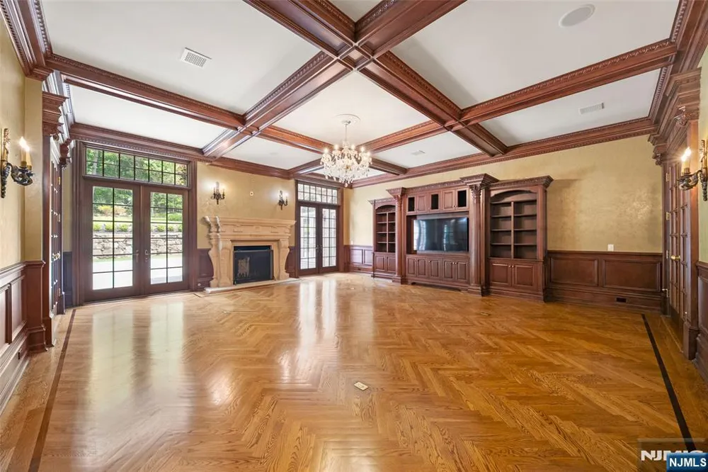 11 Margo Way Alpine, NJ 07620