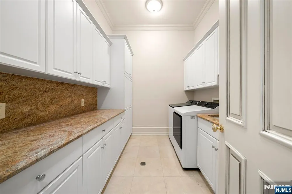 11 Margo Way Alpine, NJ 07620