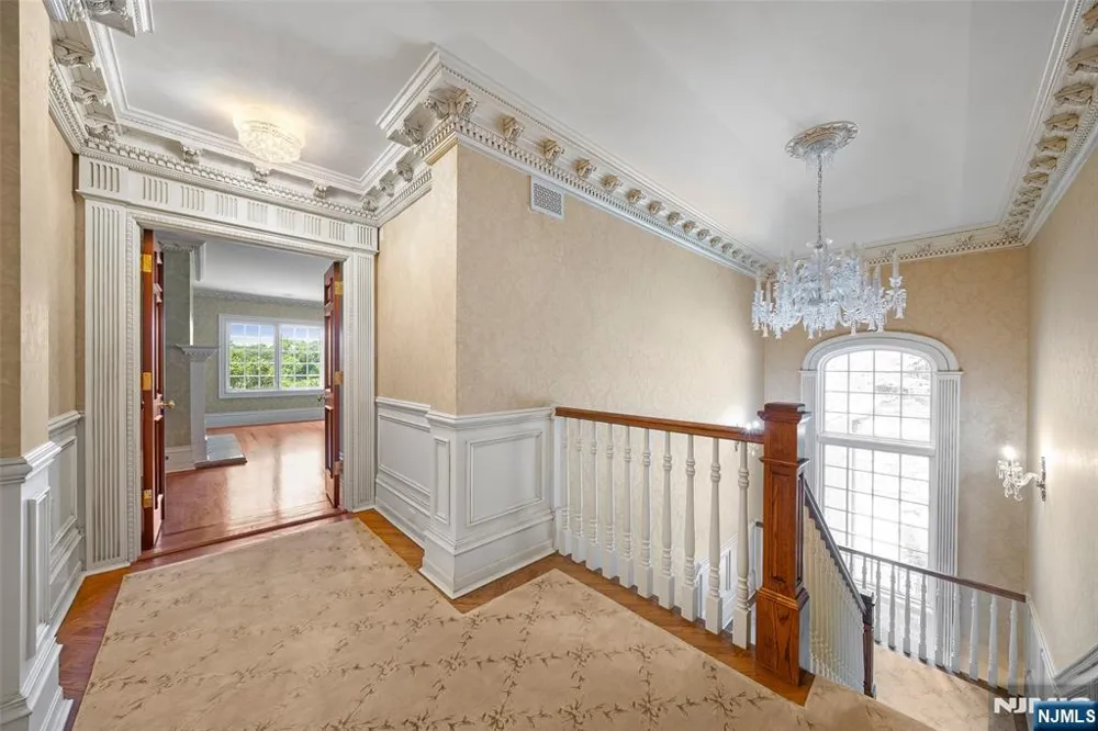 11 Margo Way Alpine, NJ 07620