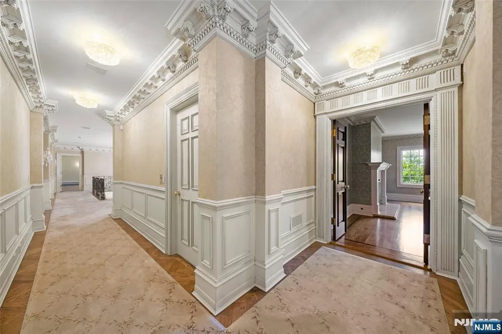 11 Margo Way Alpine, NJ 07620