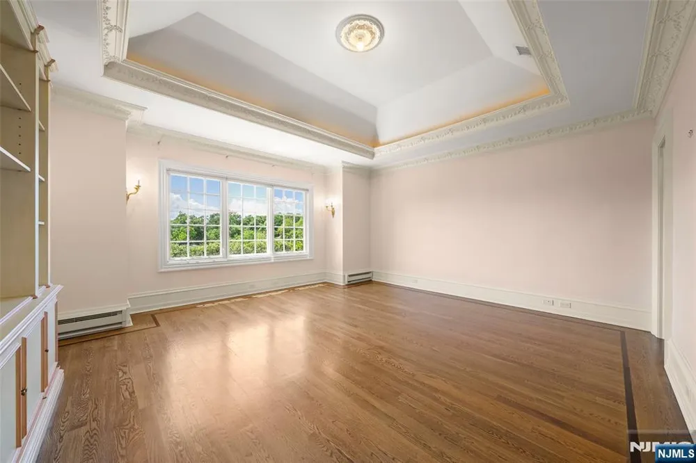 11 Margo Way Alpine, NJ 07620