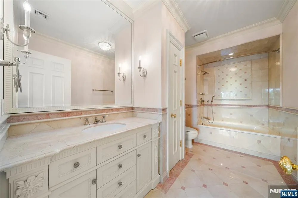 11 Margo Way Alpine, NJ 07620