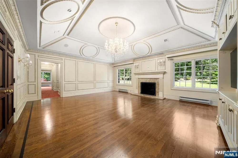 11 Margo Way Alpine, NJ 07620