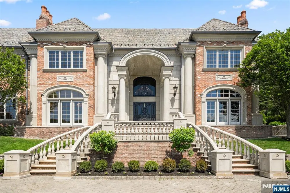 11 Margo Way Alpine, NJ 07620