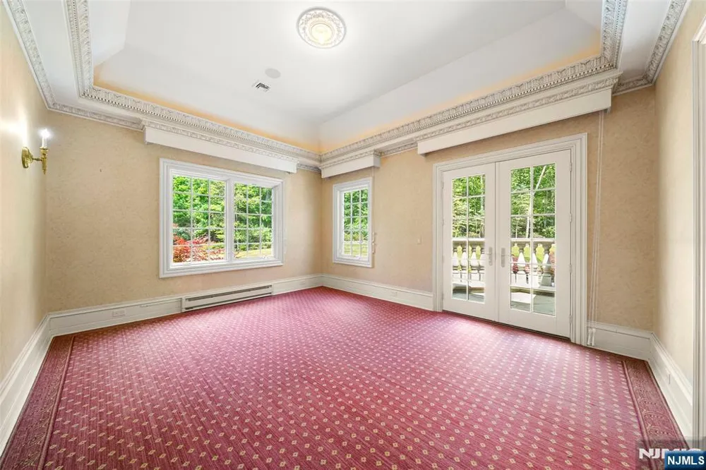 11 Margo Way Alpine, NJ 07620