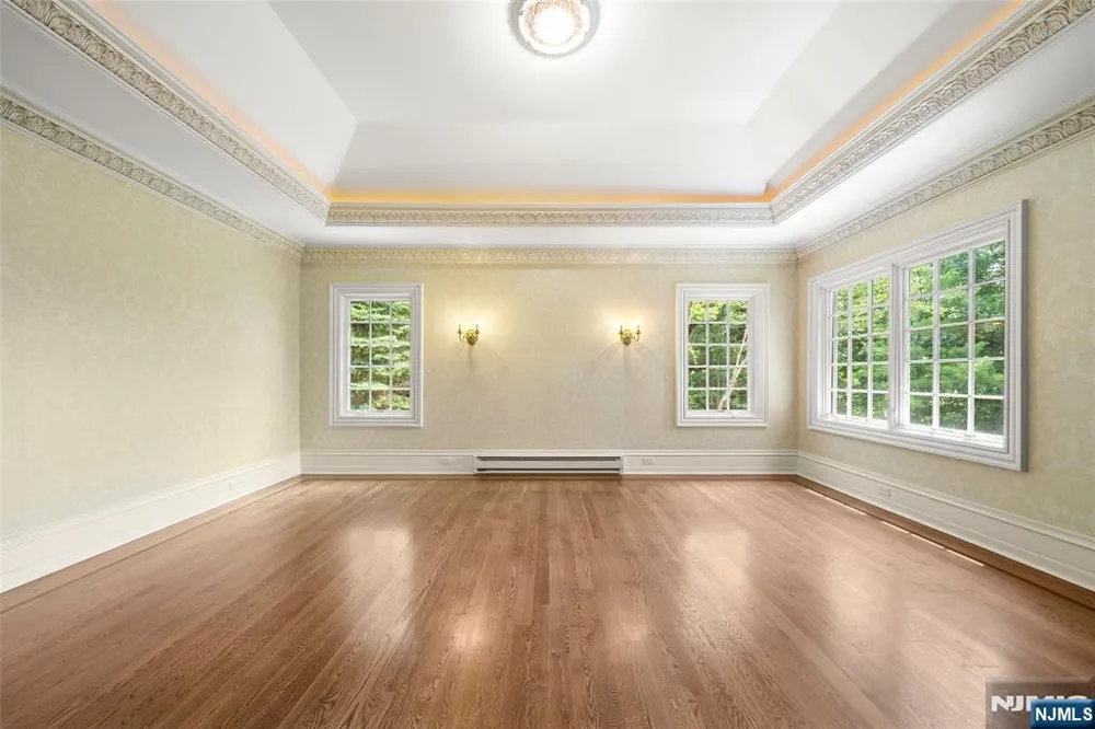 11 Margo Way Alpine, NJ 07620