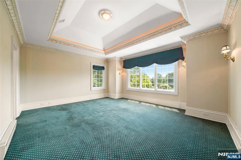 11 Margo Way Alpine, NJ 07620