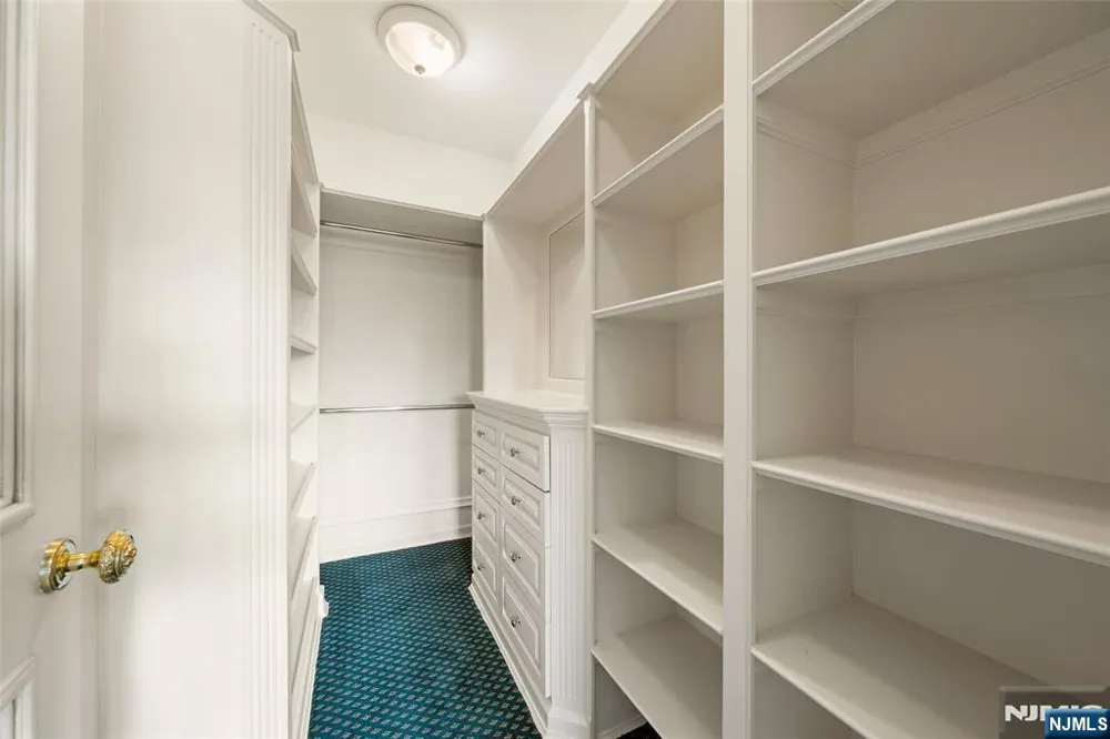 11 Margo Way Alpine, NJ 07620