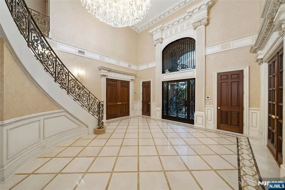 11 Margo Way Alpine, NJ 07620