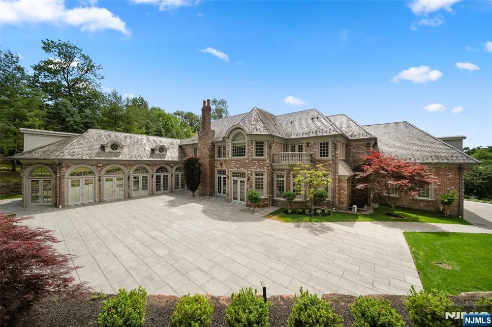 11 Margo Way Alpine, NJ 07620