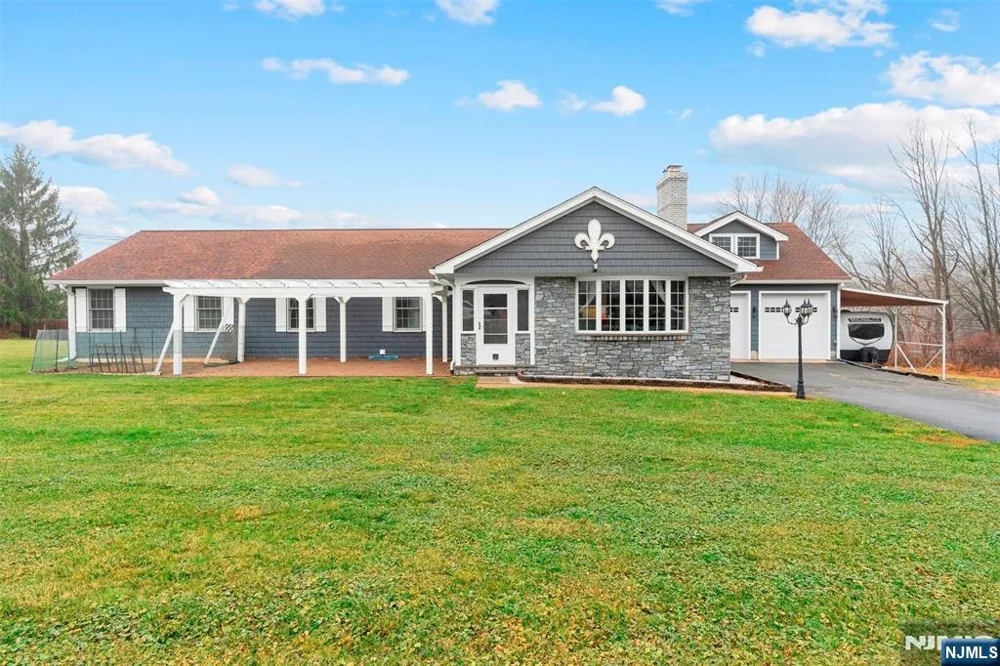 18 Old Wolfe Road Mount Olive Township, NJ 07828